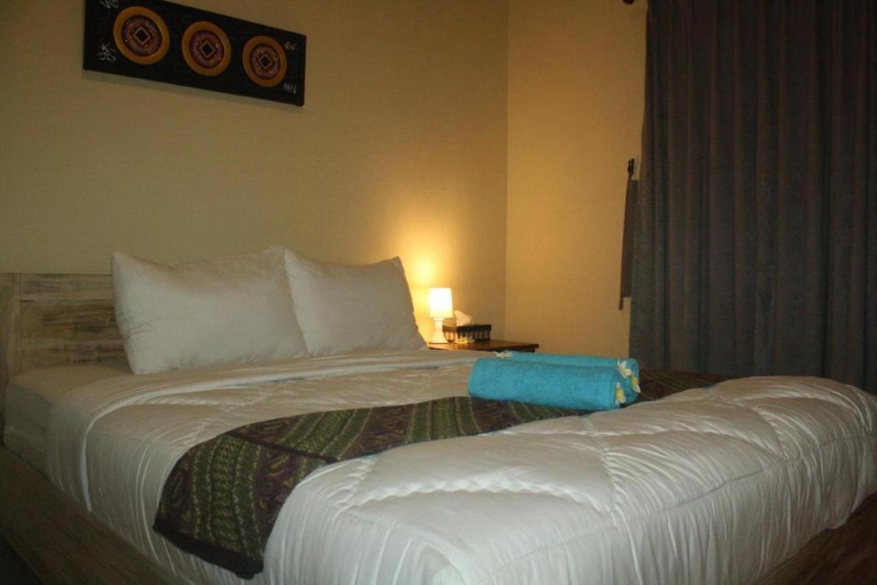 Oyo Flagship 91237 Ratu Guest House Kedunganan Eksteriør billede