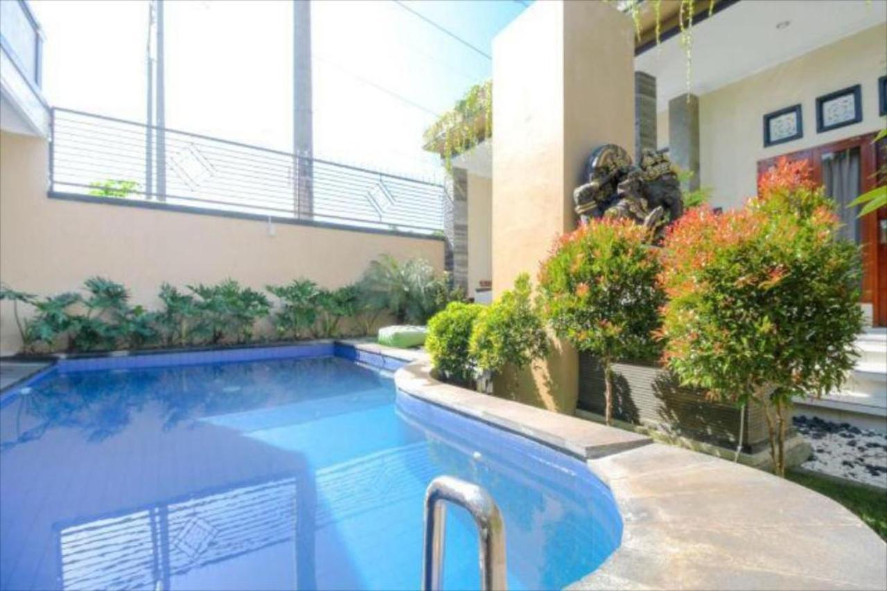 Oyo Flagship 91237 Ratu Guest House Kedunganan Eksteriør billede