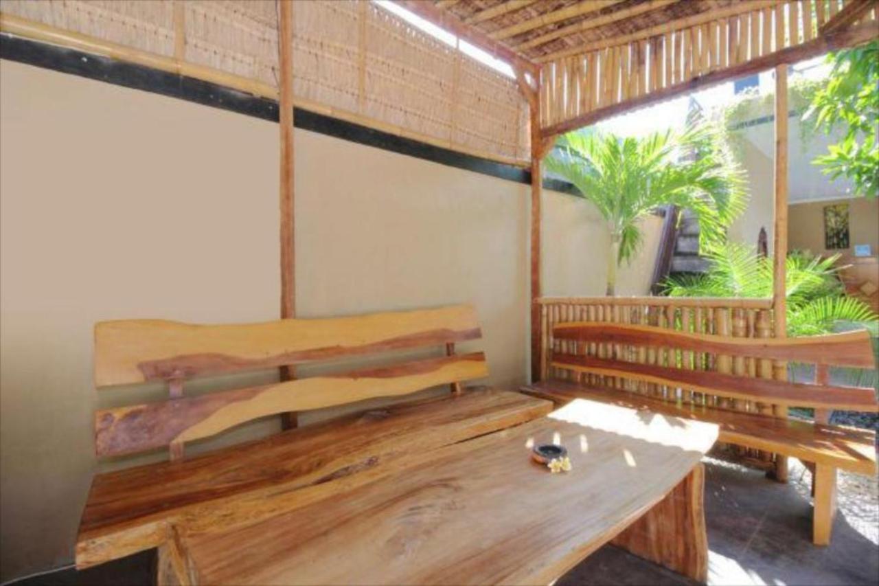 Oyo Flagship 91237 Ratu Guest House Kedunganan Eksteriør billede